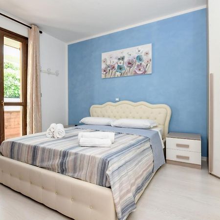 My Desenzano Holiday Apartment 데센자노델가르다 외부 사진