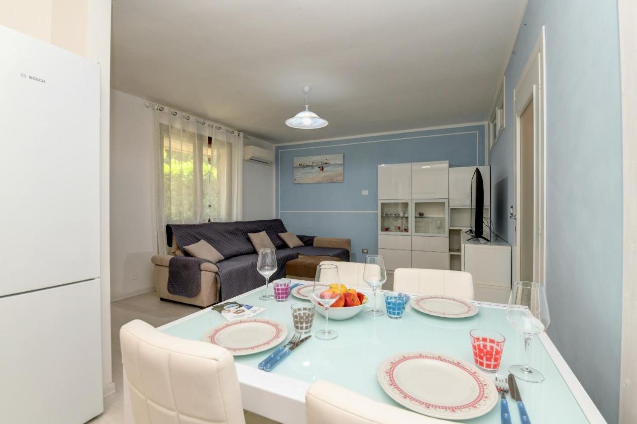 My Desenzano Holiday Apartment 데센자노델가르다 외부 사진