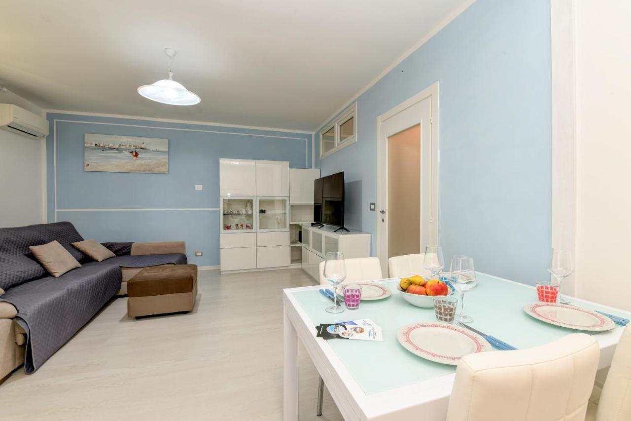 My Desenzano Holiday Apartment 데센자노델가르다 외부 사진